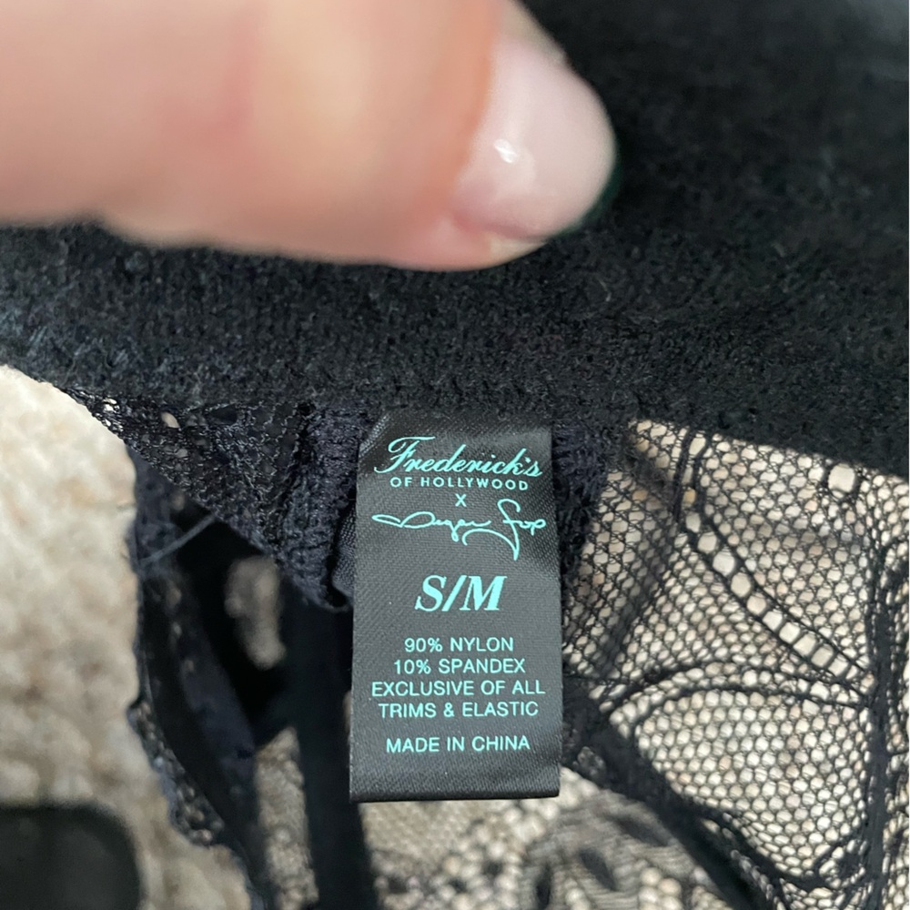Midsection Lingerie - Picture 5 of 5